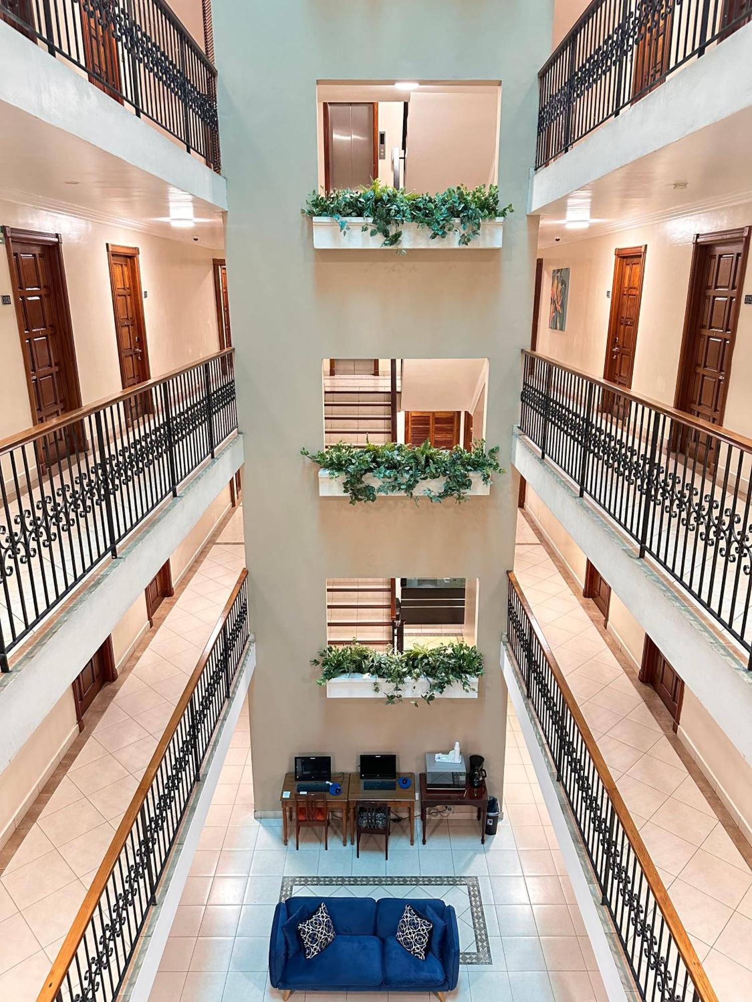 Hotel Andros Colón Kültér fotó