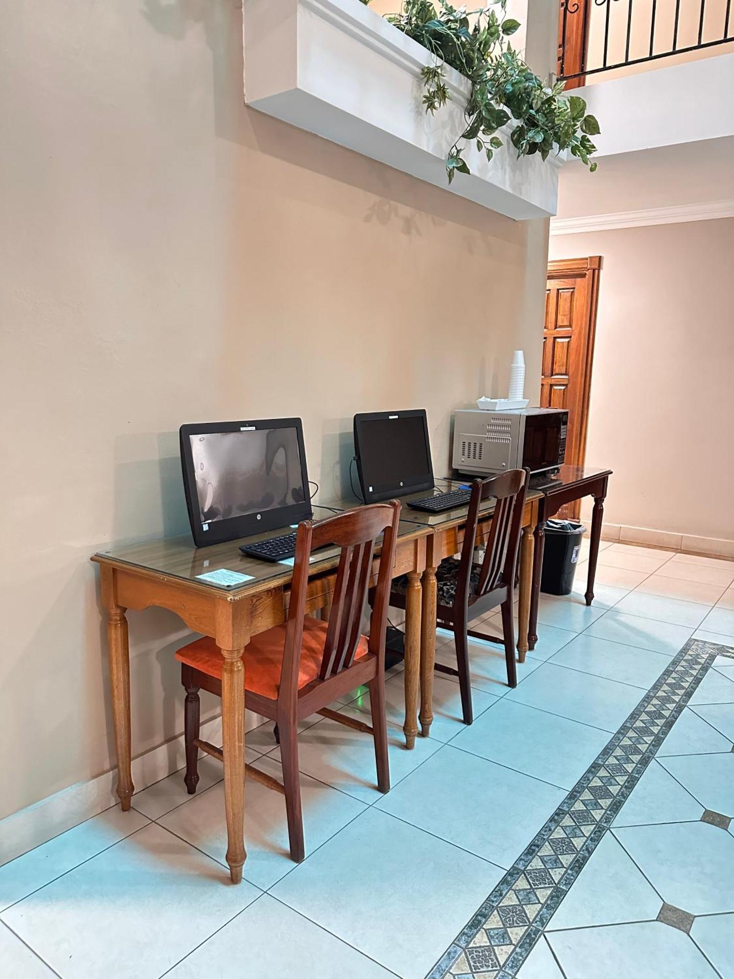 Hotel Andros Colón Kültér fotó