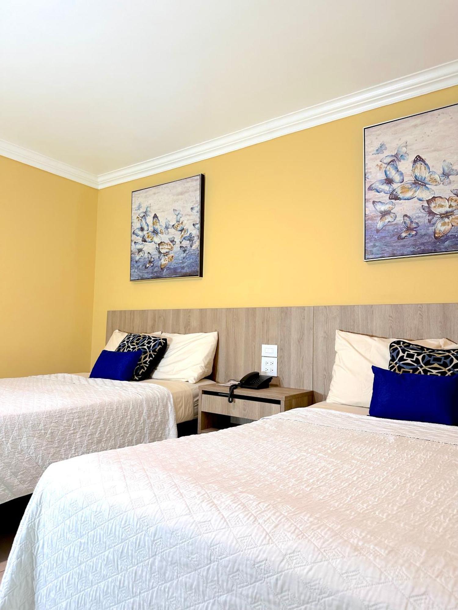 Hotel Andros Colón Kültér fotó